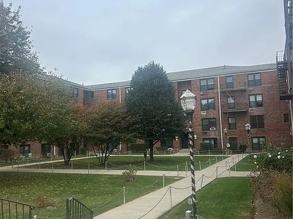 1011 E 108th St APT 1D, Brooklyn, NY 11236