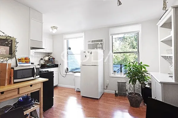 Rented by Coda Real Estate NYC | media 3