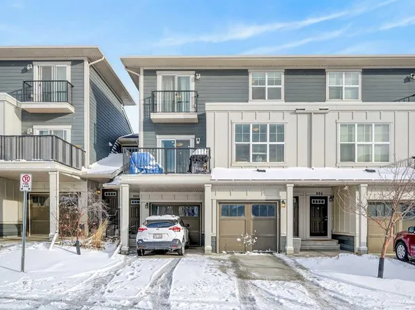 428 S Nolan Hill Dr NW #905, Calgary, AB T3R 0V4