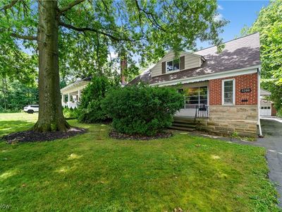 1386 Argonne Rd, South Euclid, OH, 44121