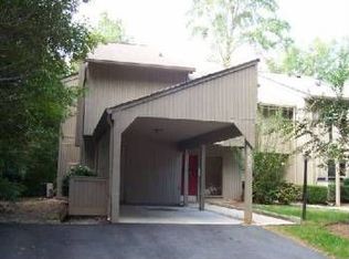 6269 Willow Run Rd, Peachtree Corners, GA
