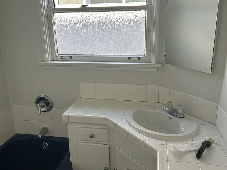5003 Fulton Ave — Photo 10