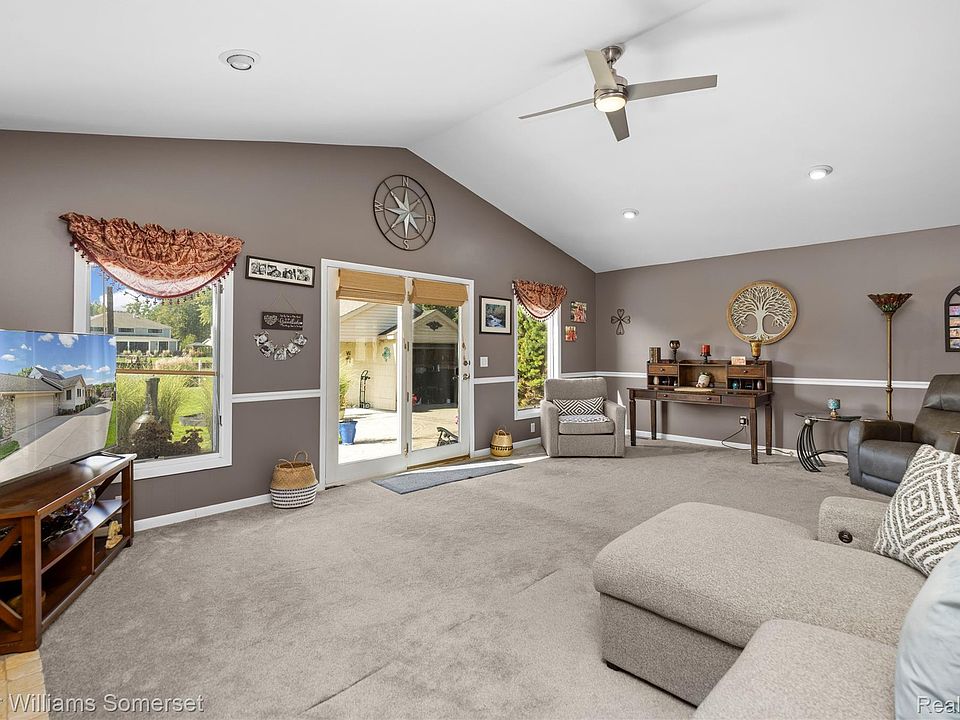 32880 Killewald St, photo 22