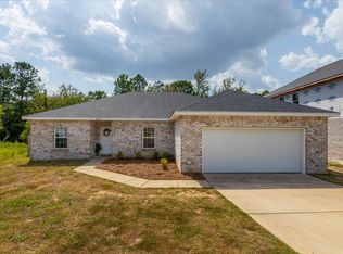 4538 Hermosa Rd, Crestview, FL 32539