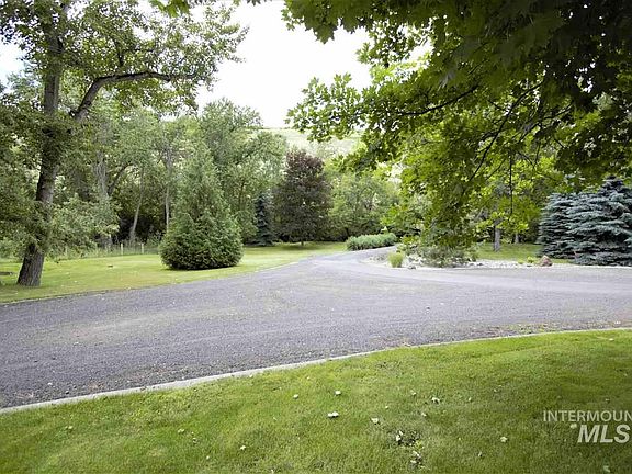 5th image of 31569 Webb Creek Ln