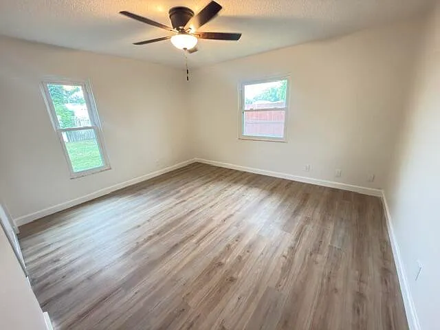 3784 Wisconsin St — Photo 14