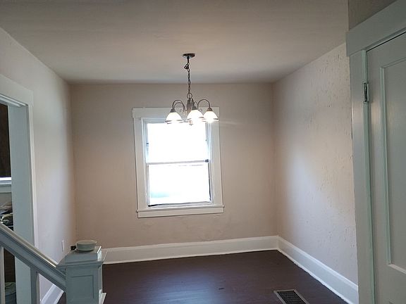 2nd image of 2624-2634 Oakwood Ave #2632