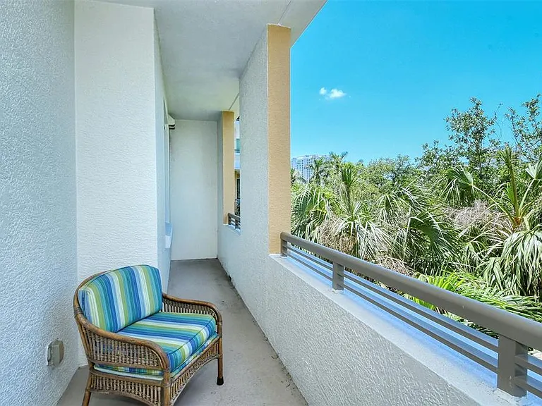 800 N Tamiami Trl #203 — Photo 7