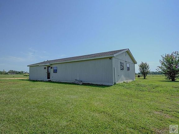 5th image of 2911 State Highway 98
