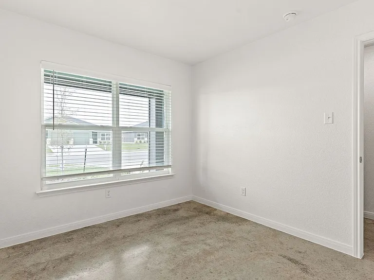 906 Wax Myrtle Ct — Photo 12