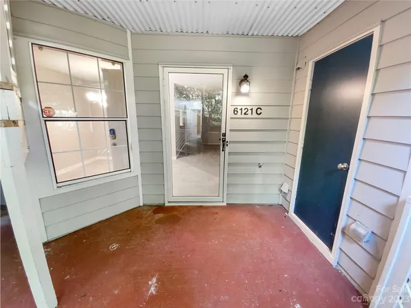 6121 Gray Gate Ln APT C, Charlotte, NC 28210