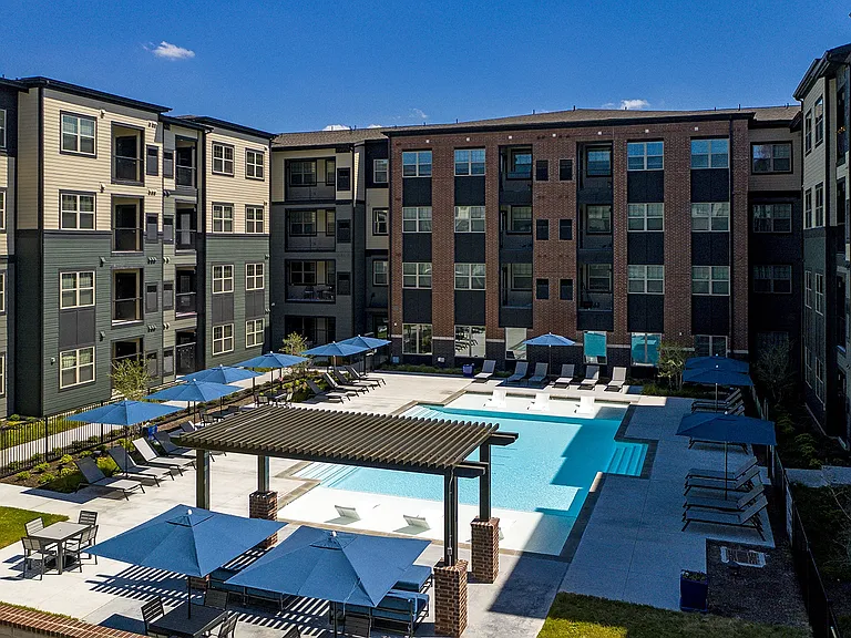 Residences at Decker — Photo 7