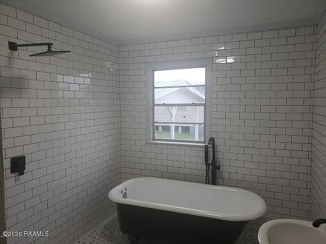 2nd image of 1164 Mulberry Rd
