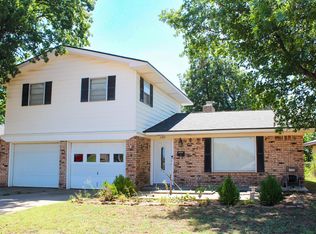 1351 S Johnson St, Enid, OK 73703