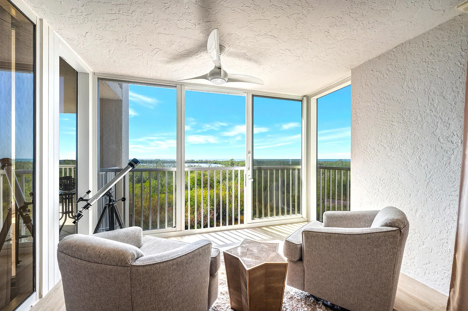 2 bed, 1559 sqft, $5,500 — Photo 1