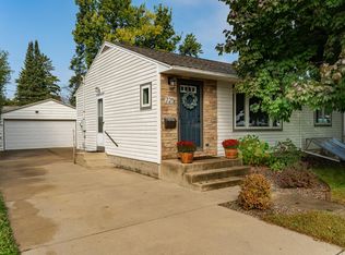 725 16th Ave NE, Rochester, MN 55906