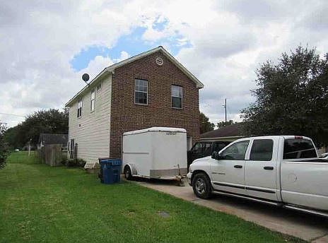 2nd image of 4007 Avenue B