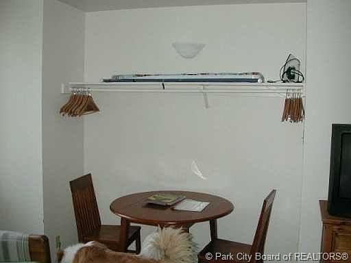 4th image of 2105 Prospector Ave #302