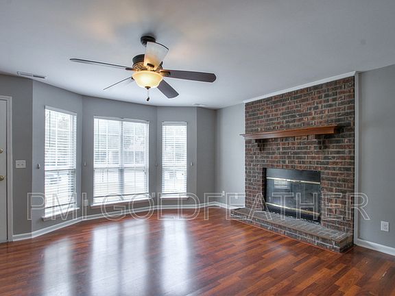 4th image of 434 Westgate Blvd