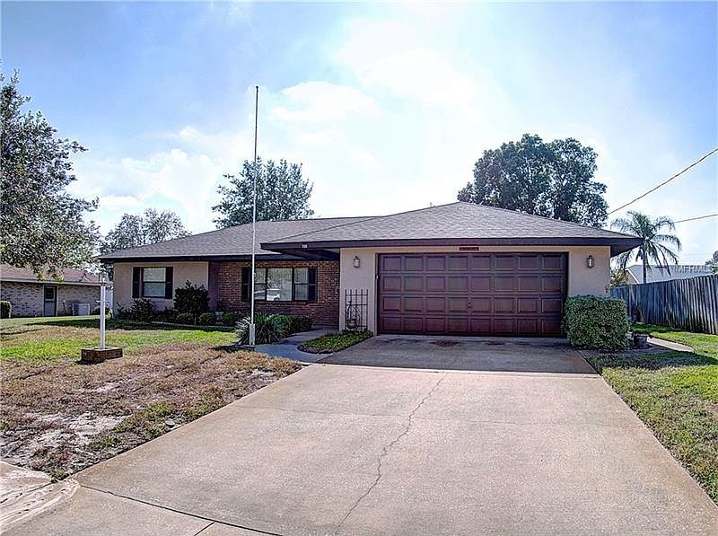 1st image of 720 Fairlawn Dr
