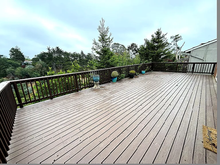 112 Alamo Ave — Photo 3