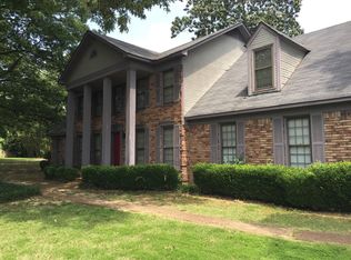 2026 Riverdale Rd, Germantown, TN 38138
