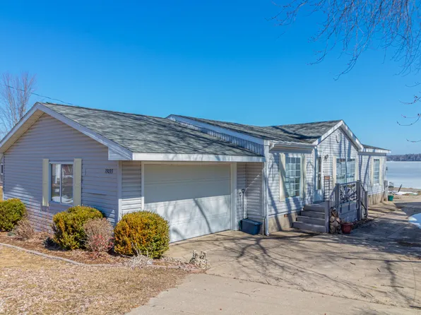 19093 Pike St, Rodney, MI 49342