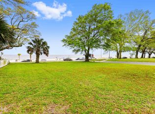 1328 Beach Blvd, Biloxi, MS 39530