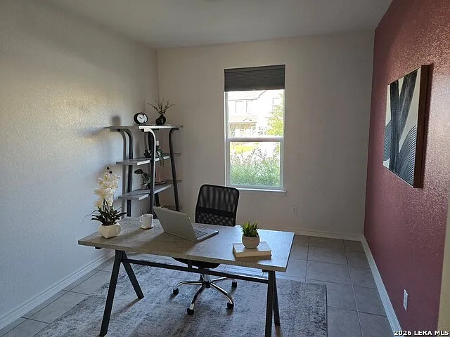 631 Anthem Ln — Photo 29