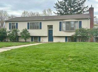 36 Green Meadow Rd, Milford, CT 06461