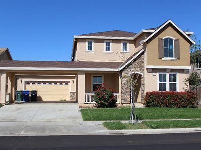 327 Wolfpack Ct, Patterson, CA, 95363