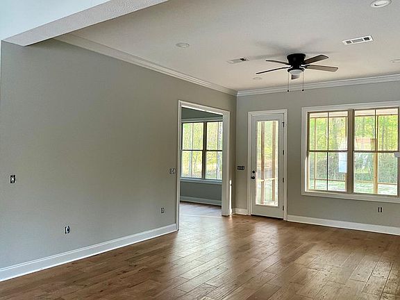 4th image of 204 Falcon Ridge Rd