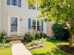 45641 Paddington Station Ter, Sterling, VA 20166