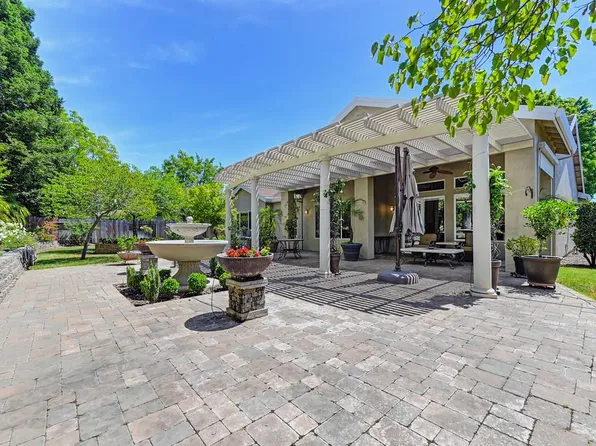 4150 Tahoe Vista Dr, Rocklin, CA 95765