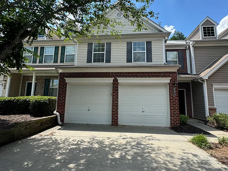 431 Windstone Trl — Photo 1