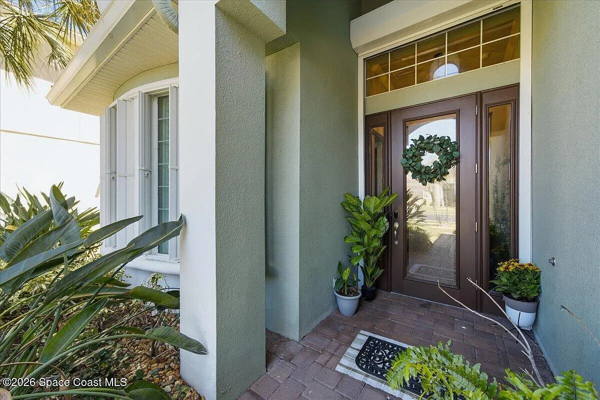 4 bed, 3.0 bath, 2589 sqft, $4,500 — Photo 3