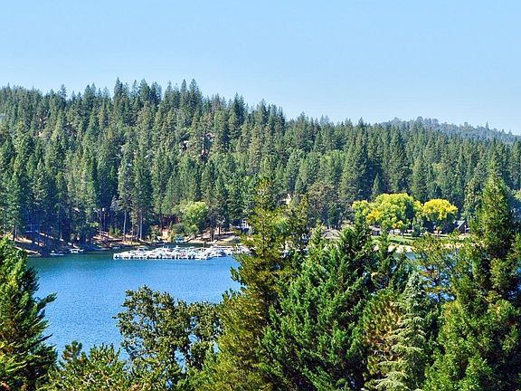 4th image of 20301 Pine Mountain Dr #210