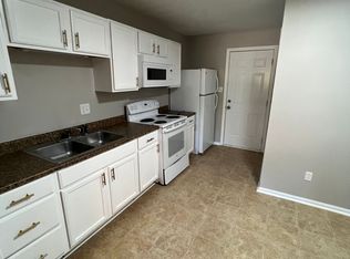 6421 Applecross Ave APT D, Fayetteville, NC 28304