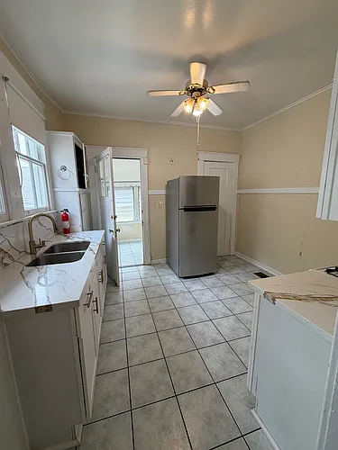 4316-4318 Fontainebleau Dr Photo 1