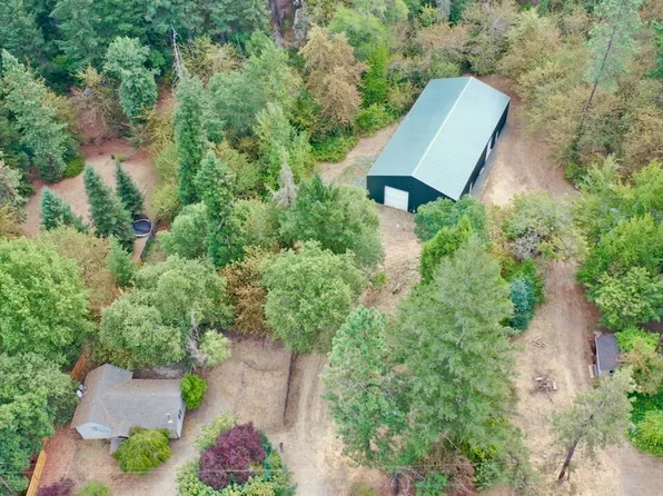122 Sunny Valley Loop, Wolf Creek, OR 97497