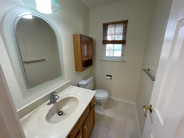 2366 Eaton Gate Rd — Photo 9