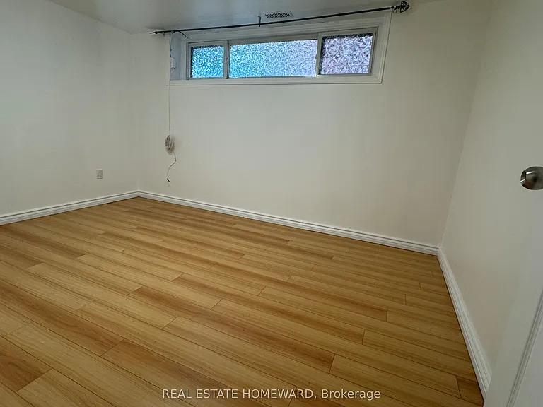 30 Marchington Cir #BASEMENT — Photo 10