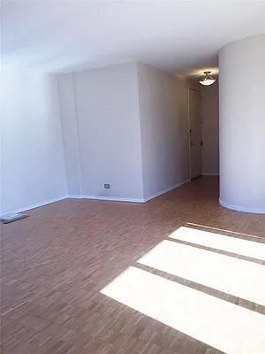 Rented by Capital Realty Investors, Inc | media 8