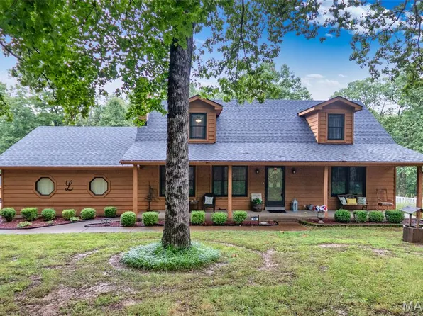 100 Hickory Ln, Festus, MO 63028