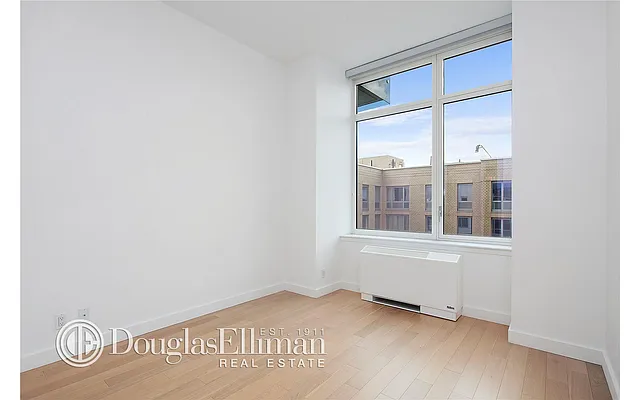 Sold by Douglas Elliman | media 15