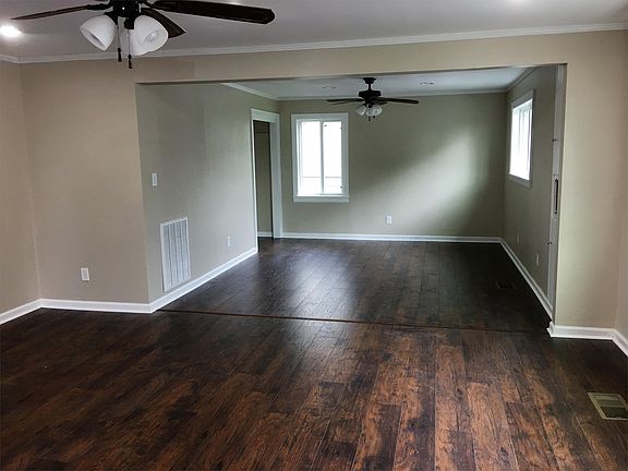 4th image of 916 Sidney St