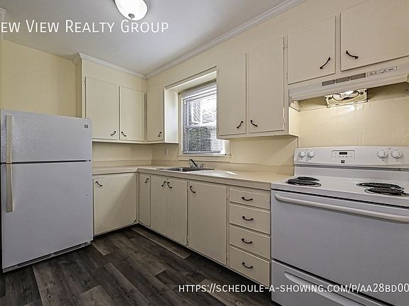4th image of 260 Church St NE #6