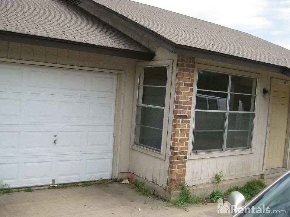 1st image of 424B Chisholm Valley Dr
