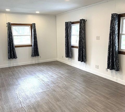 4th image of 4123 Tacoma Ave