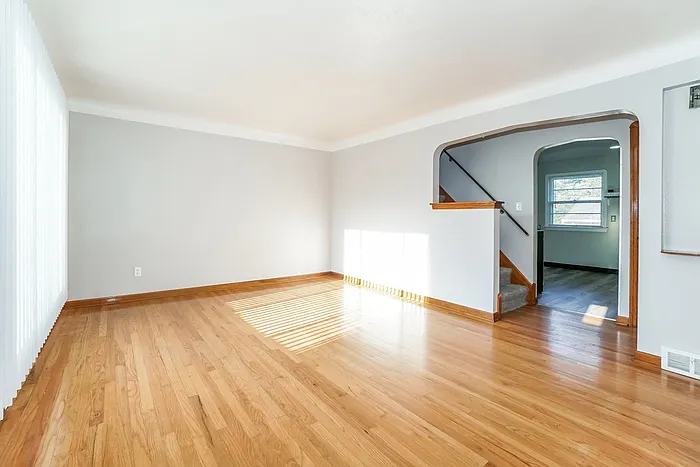 5158 Arch St — Photo 2